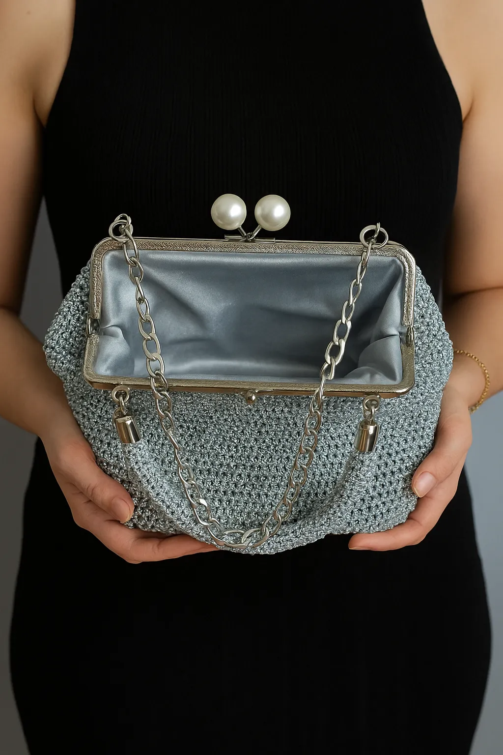 Gri Simli Örgü Abiye Çanta - Zincir Askılı, İnci Detaylı
