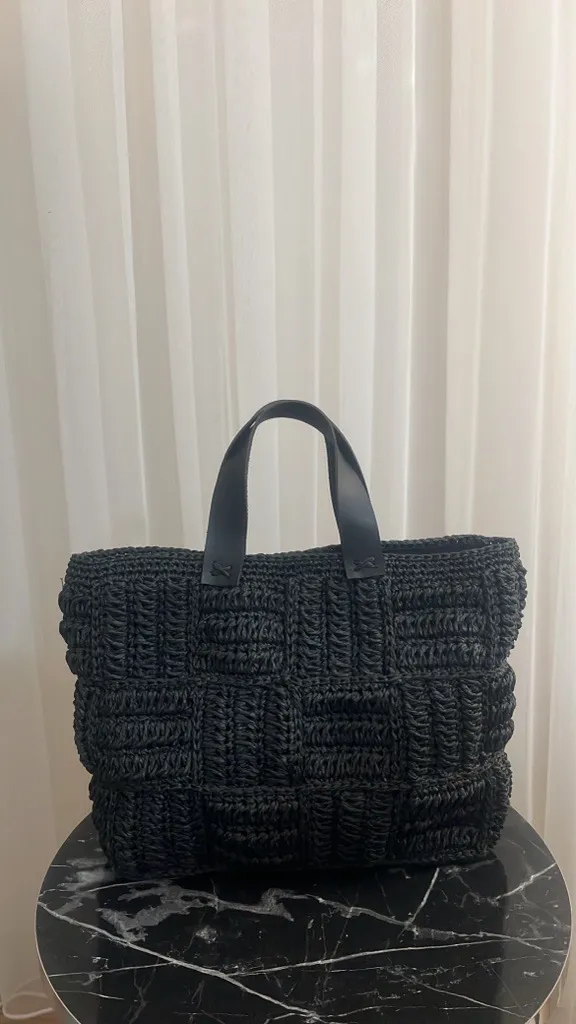 Siyah Su Yolu Desenli Kağıt İpten Örme Astarlı El Çantası