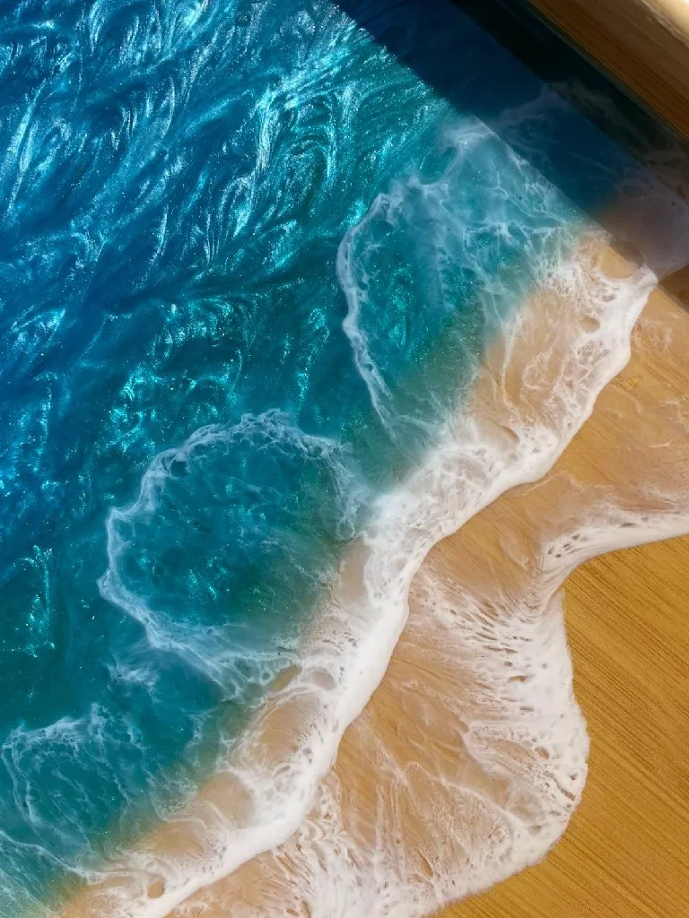 Sedefli Deniz Dalgası Desenli Bambu Epoksi Sunum ve Servis Tepsisi