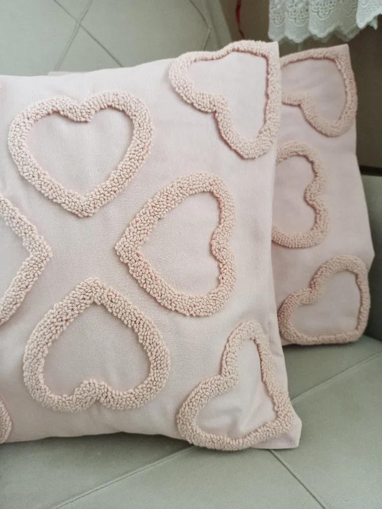 Pembe Kalpli Punch Nakışlı Yastık Kılıfı 2'li Set - Duck Keten