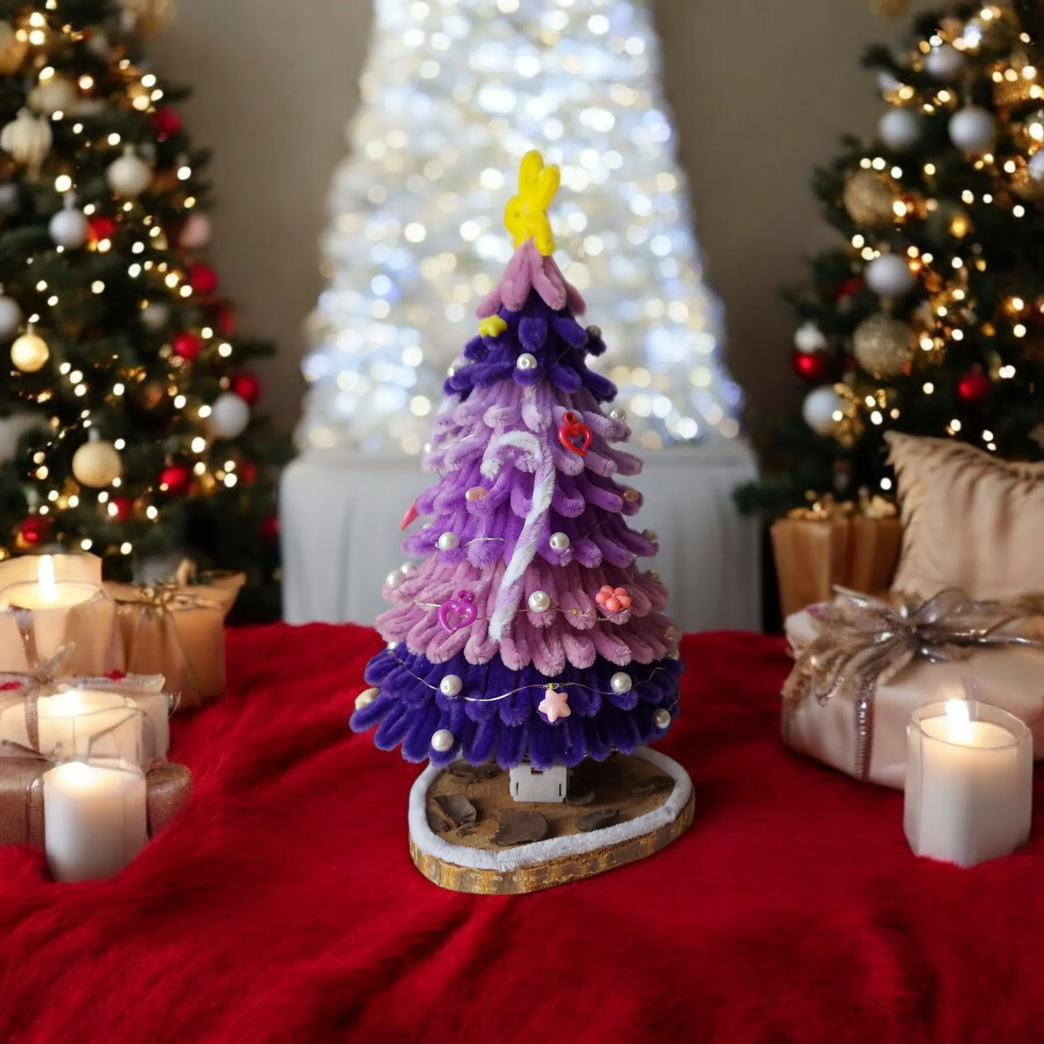 Mor Tonlarında Yılbaşı Ağacı LED Işıklı