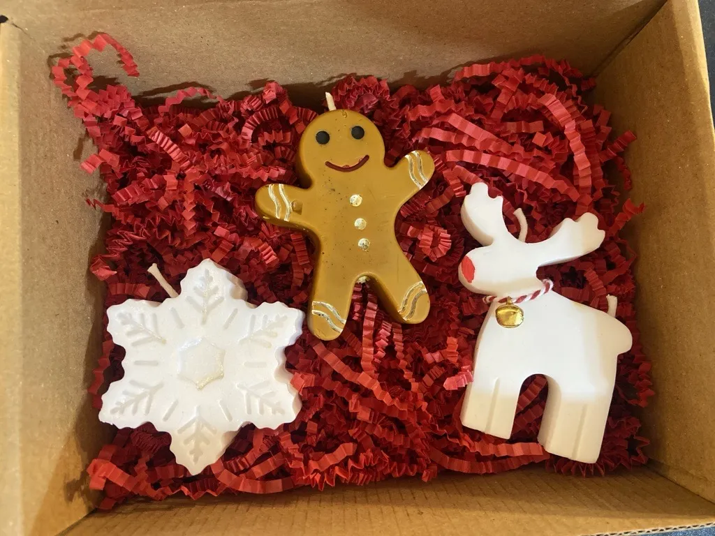 Yılbaşı Temalı Soy Wax Mum Seti - Çanlı Geyik, Kurabiye Adam