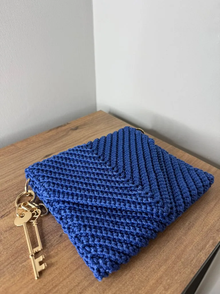 Mavi Tığ İşi Omuz Çantası - El Emeği Özel Tasarım