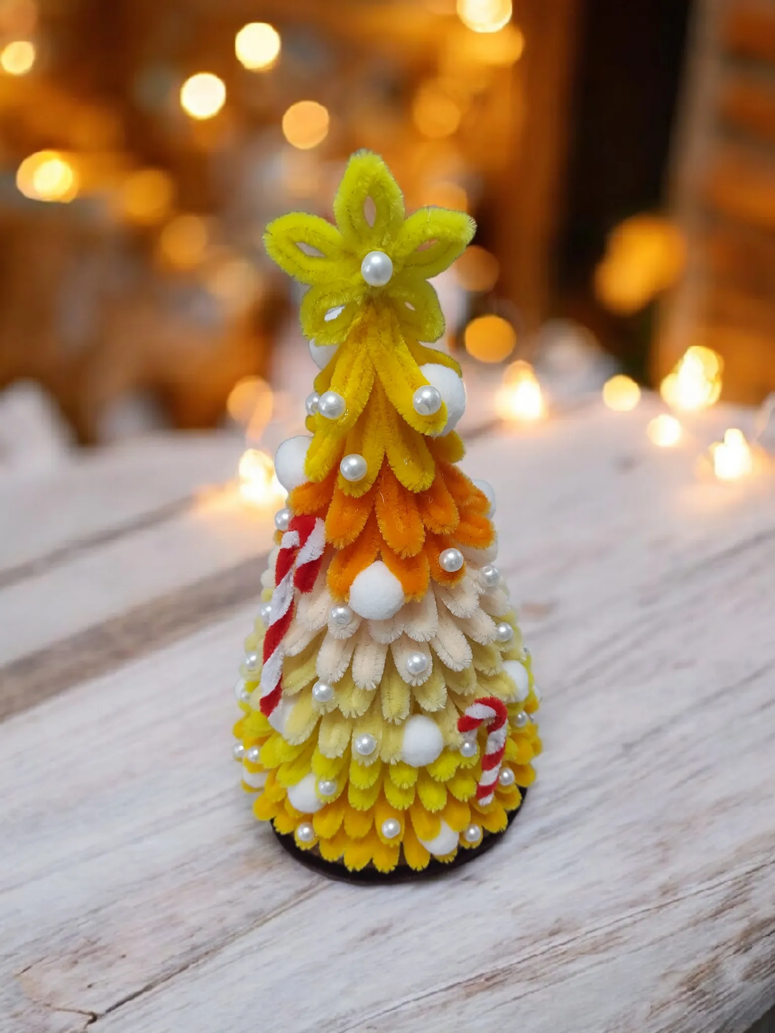 Sarı Tonlarında Yılbaşı Çam Ağacı Dekoratif Süs - El Emeği