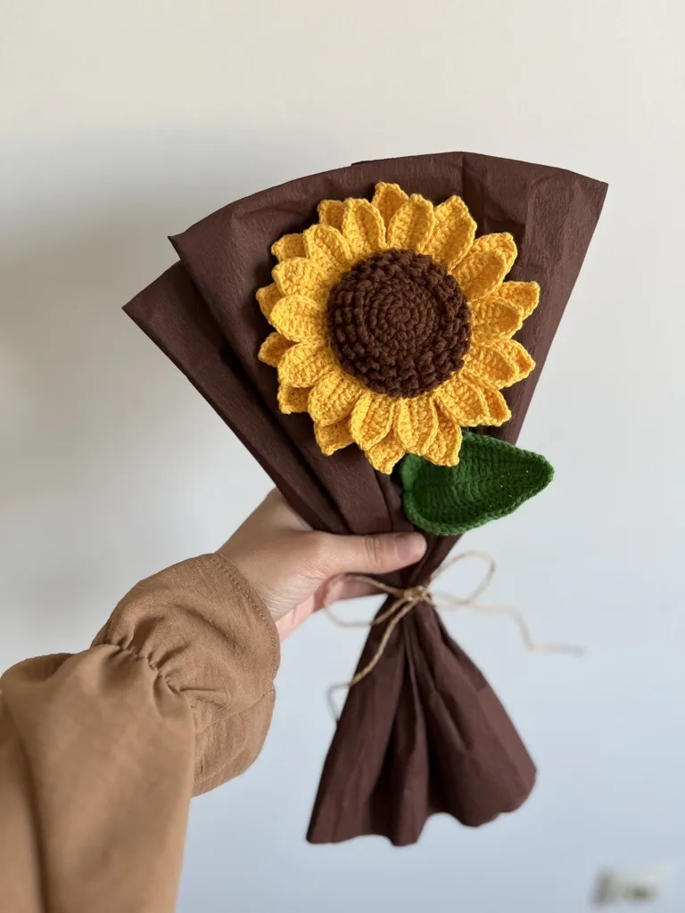 Örme Ayçiçeği Buketi - Sarı ve Kahverengi - El Yapımı Dekoratif Çiçek