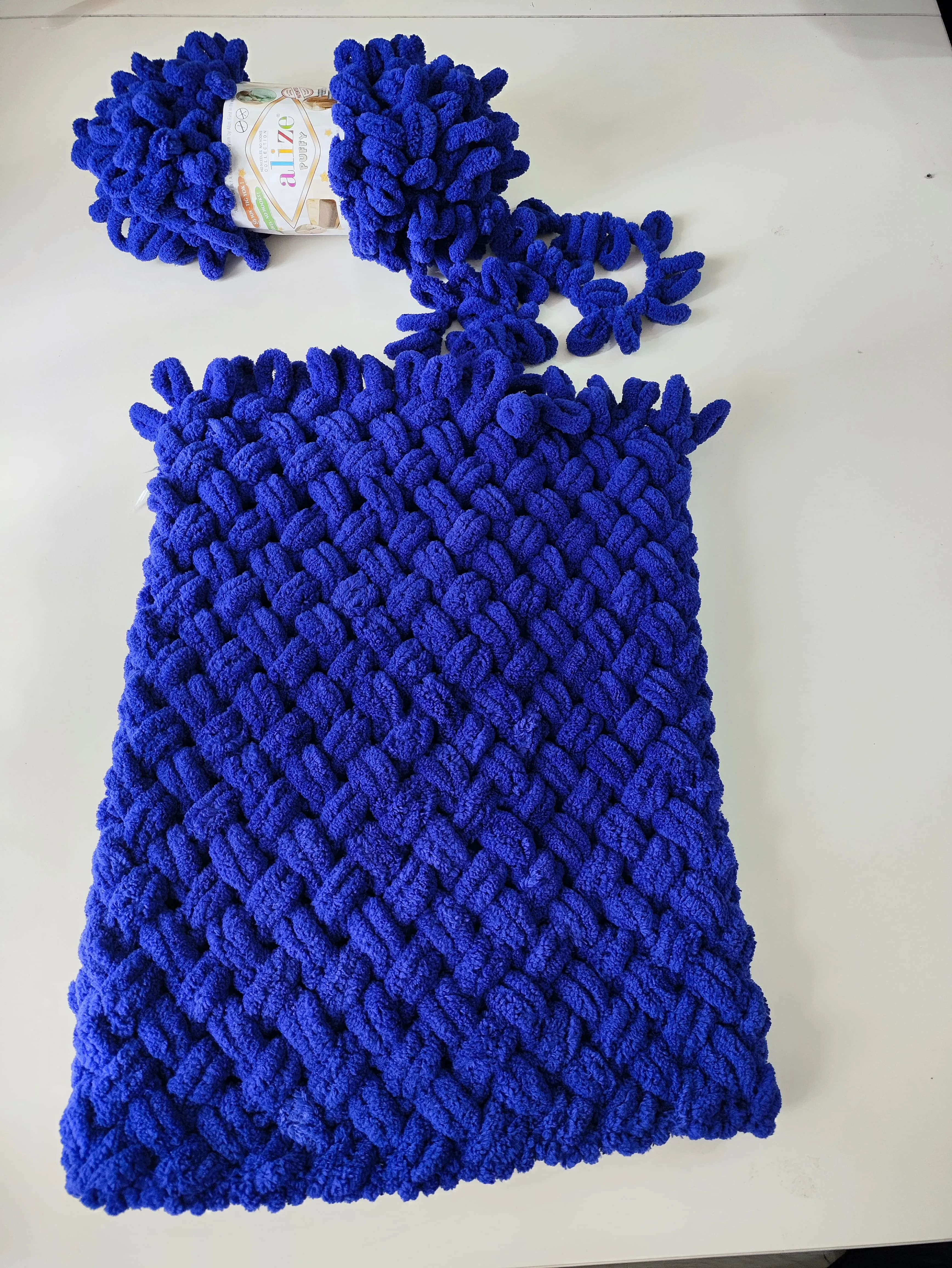 Mavi Puffy Bebek Battaniyesi 90x90 cm - El Örgüsü Yumuşak Dokulu