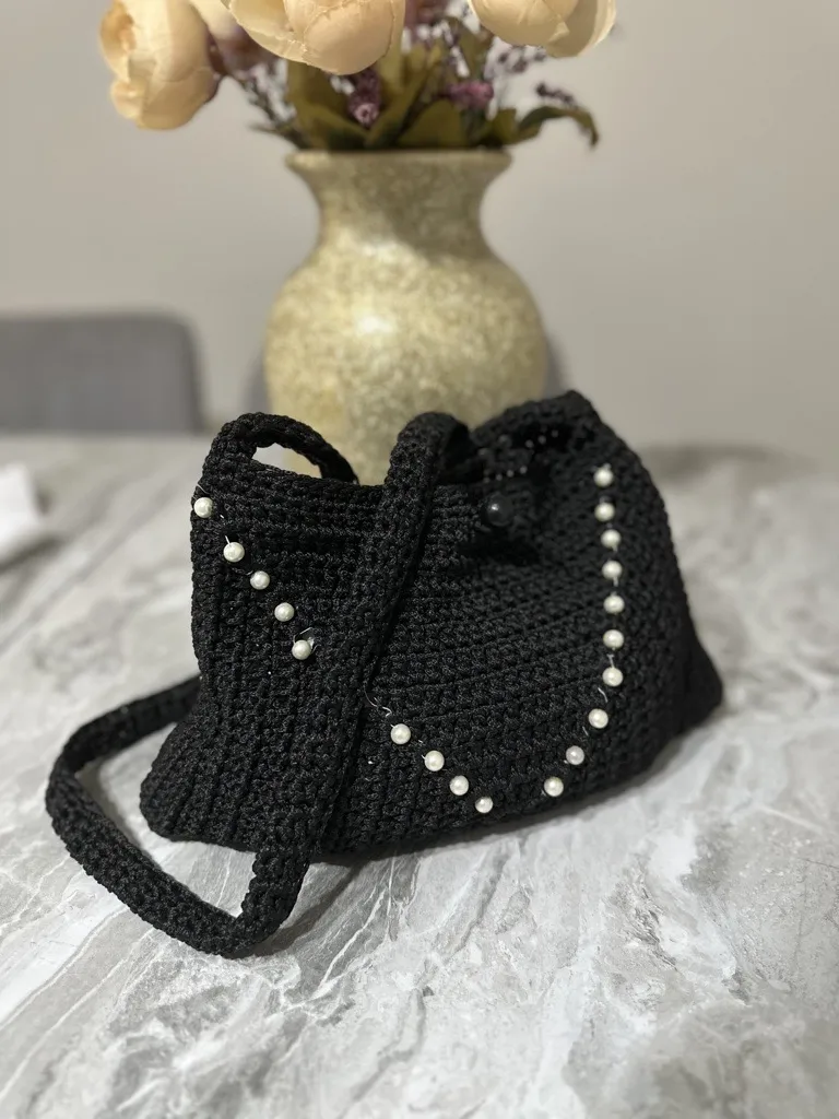Siyah Makrome Örgü Omuz Çantası - Boncuk Detaylı El Yapımı