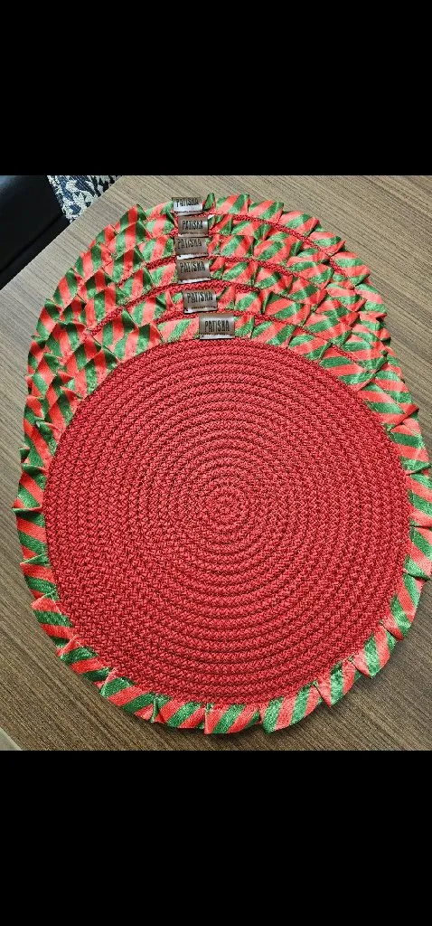 Yılbaşı Temalı 33 cm Kırmızı Yuvarlak Supla – Özel Tasarım Jut Örgü Amerikan Servis