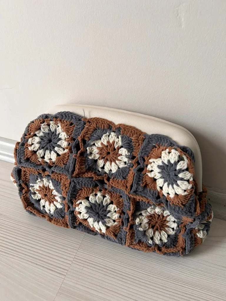 Örgüsü Granny Square Çanta Tütün Gri Nubuk İpli Astarlı Burslu Portföy - El