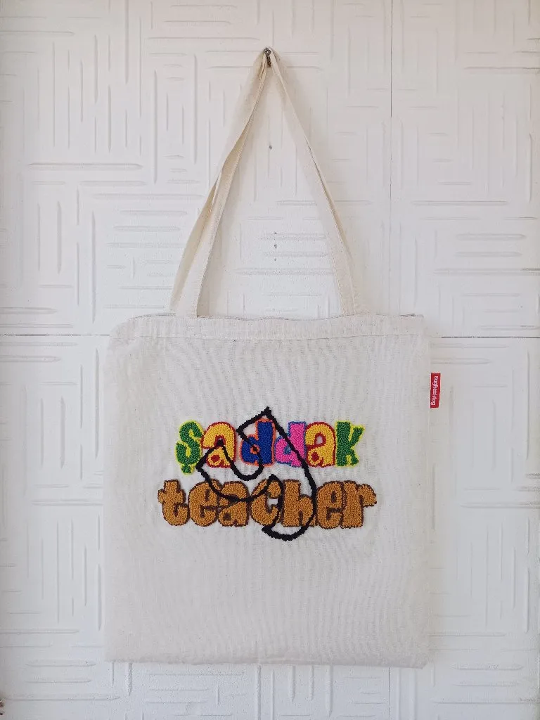 Kişiye Özel Tasarım Kanvas Çanta - Punch Nakışlı Öğretmen Temalı