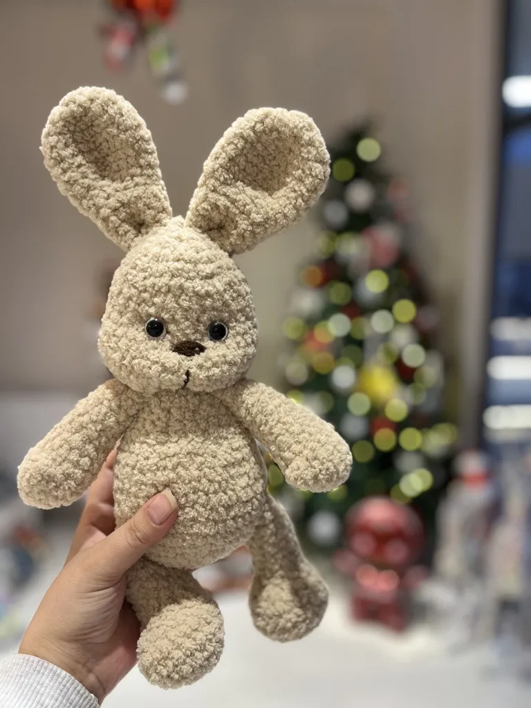 Krem Rengi Örgü Oyuncak Tavşan Bebek ve Çocuk Odası Dekorasyonu