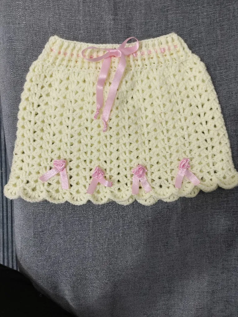 Açık Sarı Örgü Bebek Hırka Etek Takımı - Pembe Güllü El Emeği