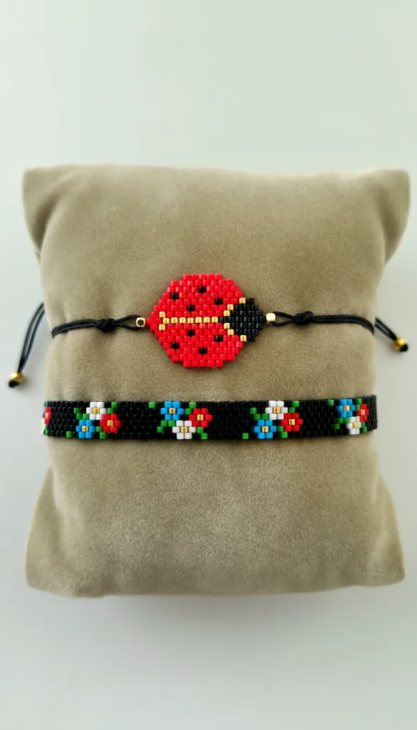 Miyuki Bead Ladybug and Flower Pattern Bracelet Set