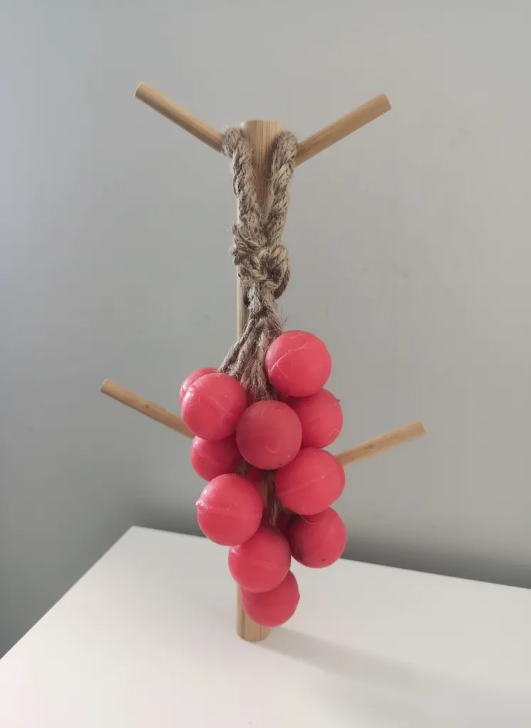 Kırmızı Üzüm Salkımı Sabun - Doğal Gliserinli El Yapımı Mat Görünümlü