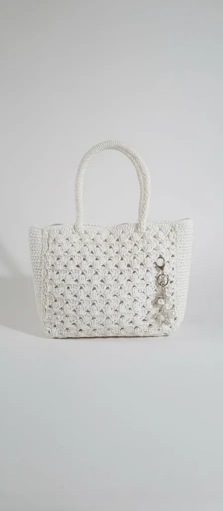 Beyaz Kağıt İp Örgü Omuz Çantası - Yelpaze Model ve İnci Detaylı
