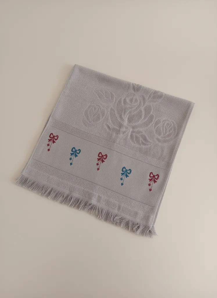 Gri Renkli Kanaviçe İşlemeli Pamuklu El Havlusu - Saçaklı Kenar