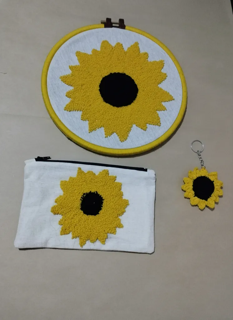Sarı Ayçiçeği Desenli Punch İşleme Seti - Duvar Panosu, Kalemlik, Anahtarlık