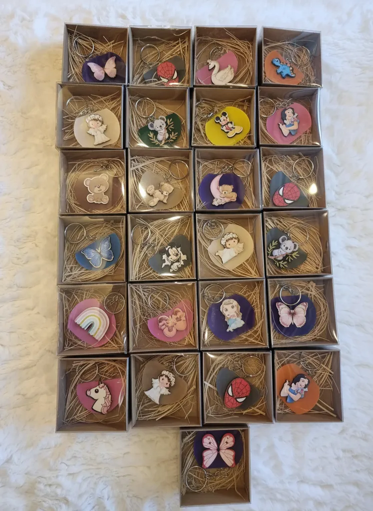 Figürlü Magnet Anahtarlık Seti - Karakter Tasarımlı 20 Adet