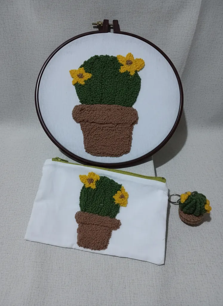 Punch İşleme Kaktüs Desenli 3'lü Set - Duvar Panosu, Kalemlik, Anahtarlık