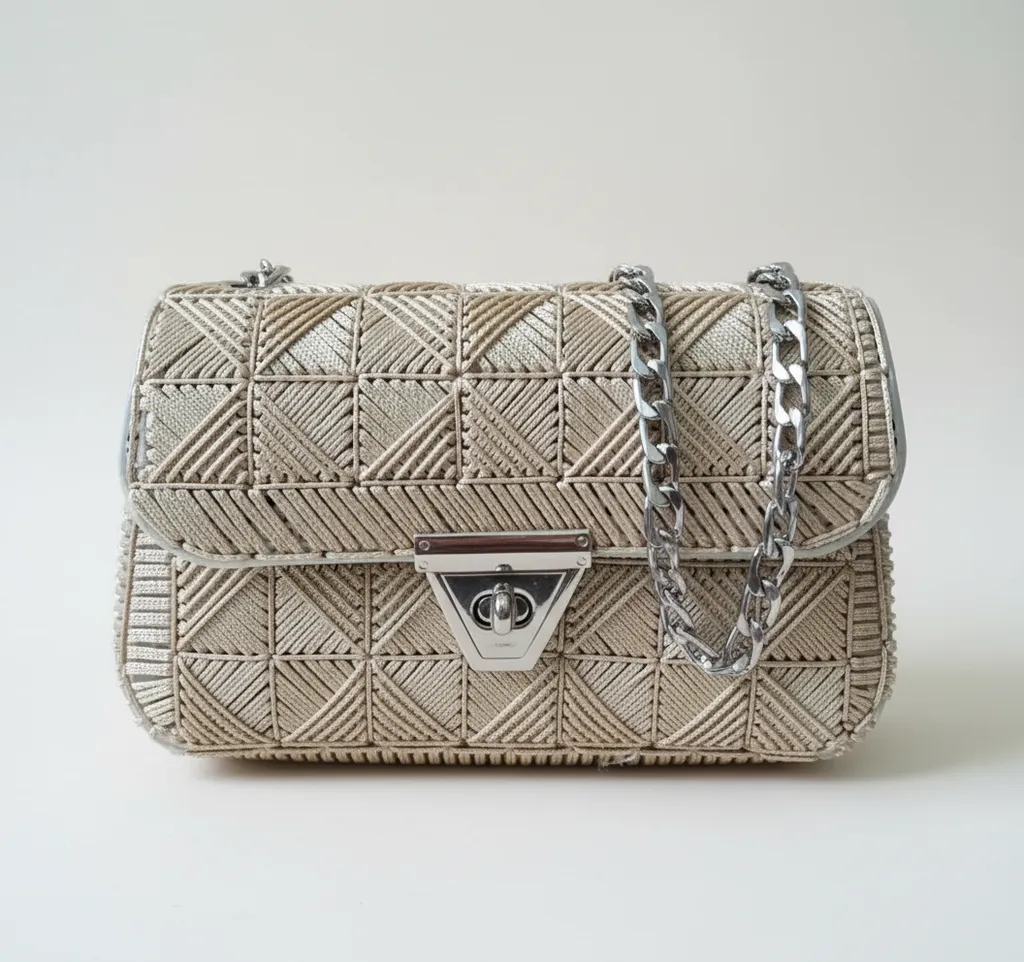 Makrome İpli Kare Motifli Kanvas Omuz Çantası - Zincir Askılı