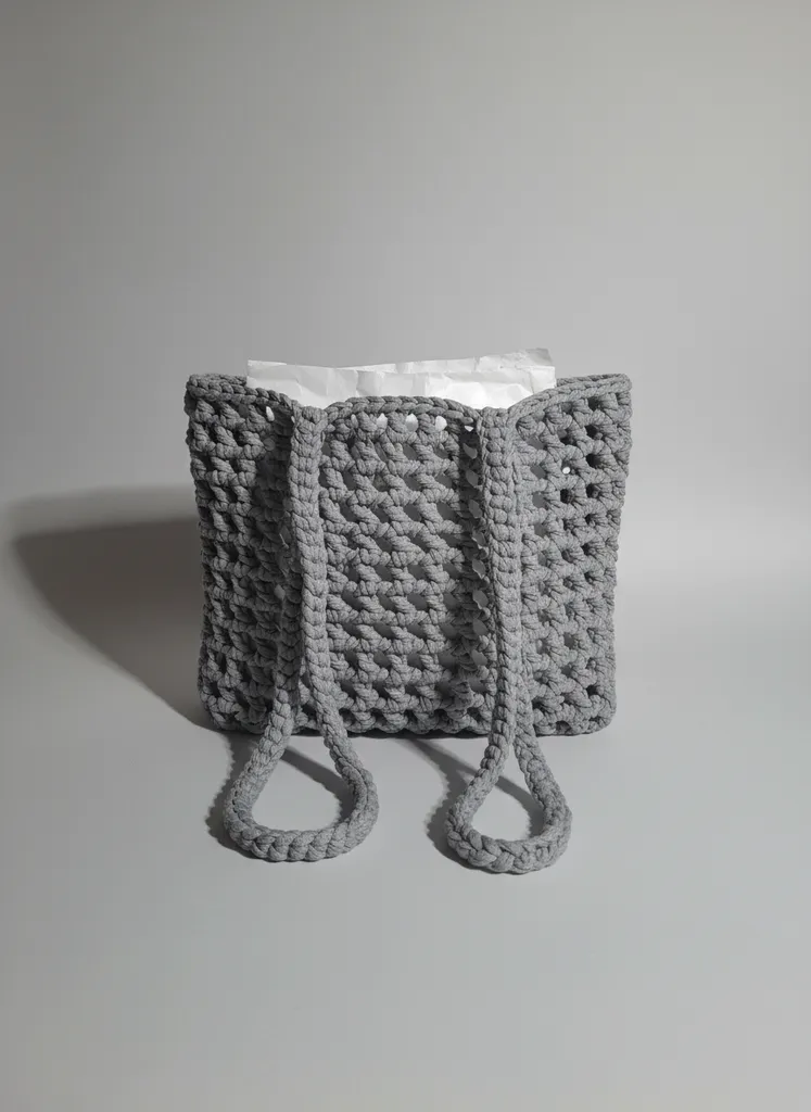 Gri Penye İpten Örme Çanta - Omuz Askılı, El Emeği Tasarım