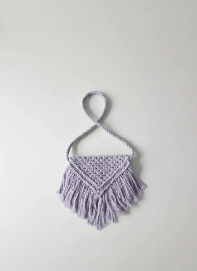 Lila Makrome Kol Çantası - Kendinden Askılı, Bohem Tarzı, El Yapımı