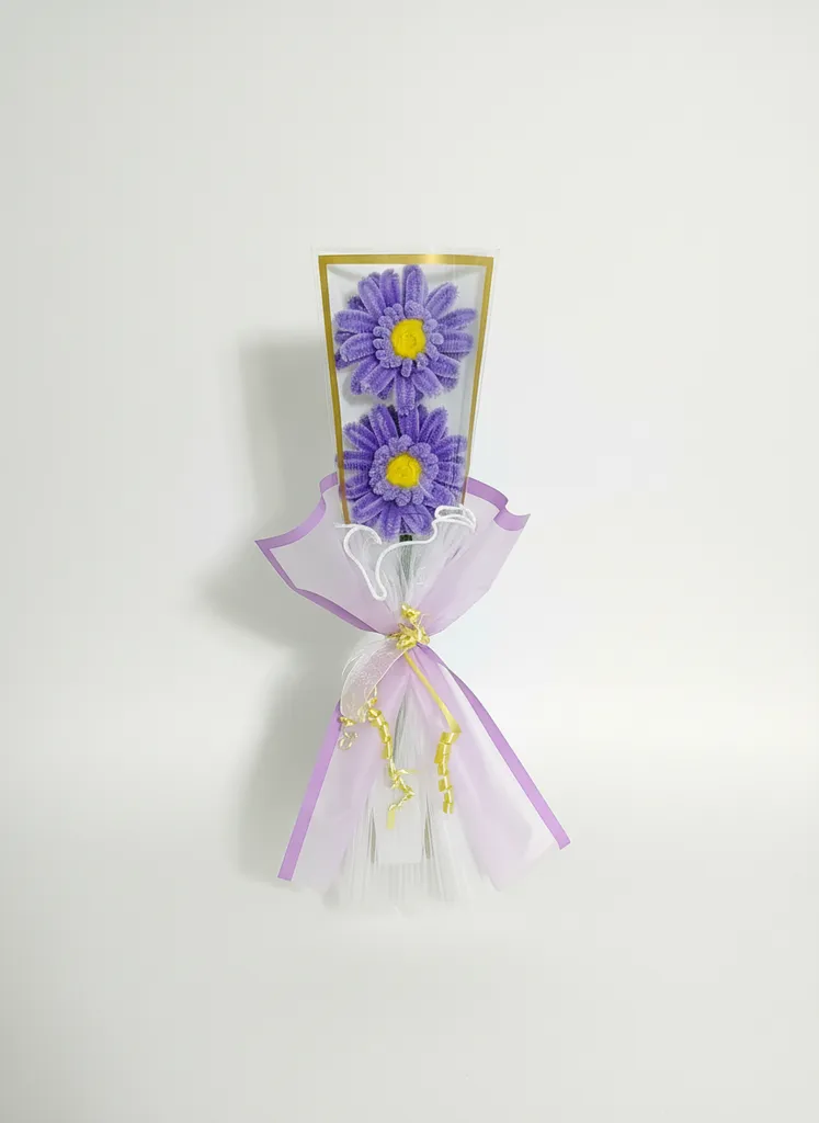 Lila Renkli Şönil İkili Gerbera Buketi - El Emeği Dekoratif Çiçek