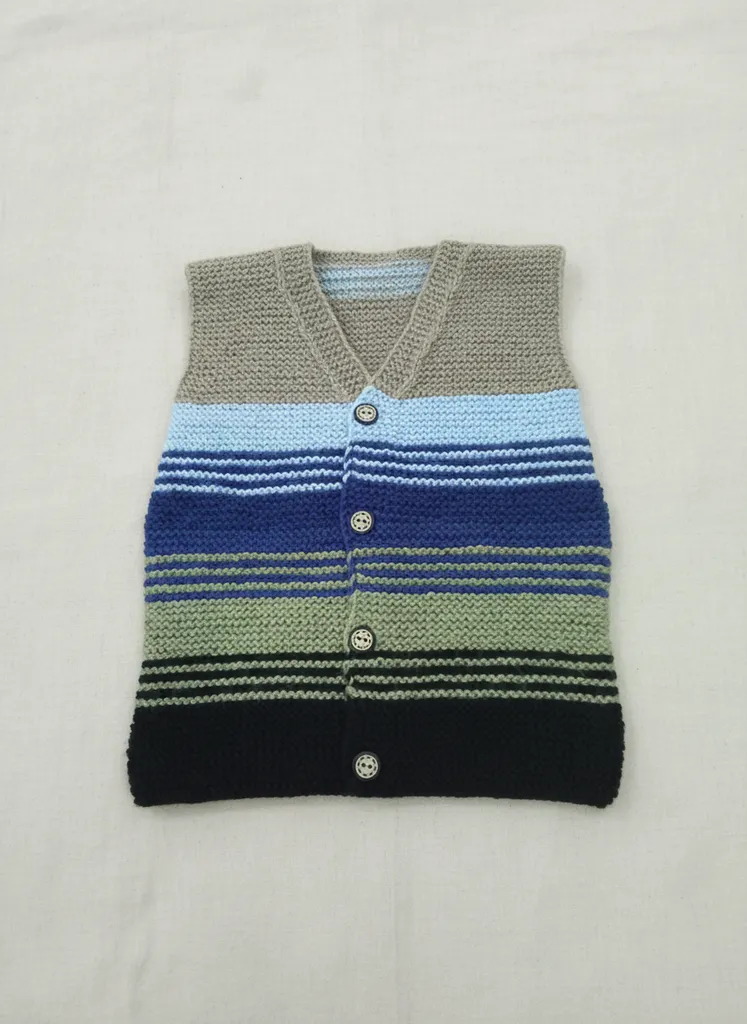 Çok Renkli Çizgili Örgü Bebek Yeleği - 12-18 Ay