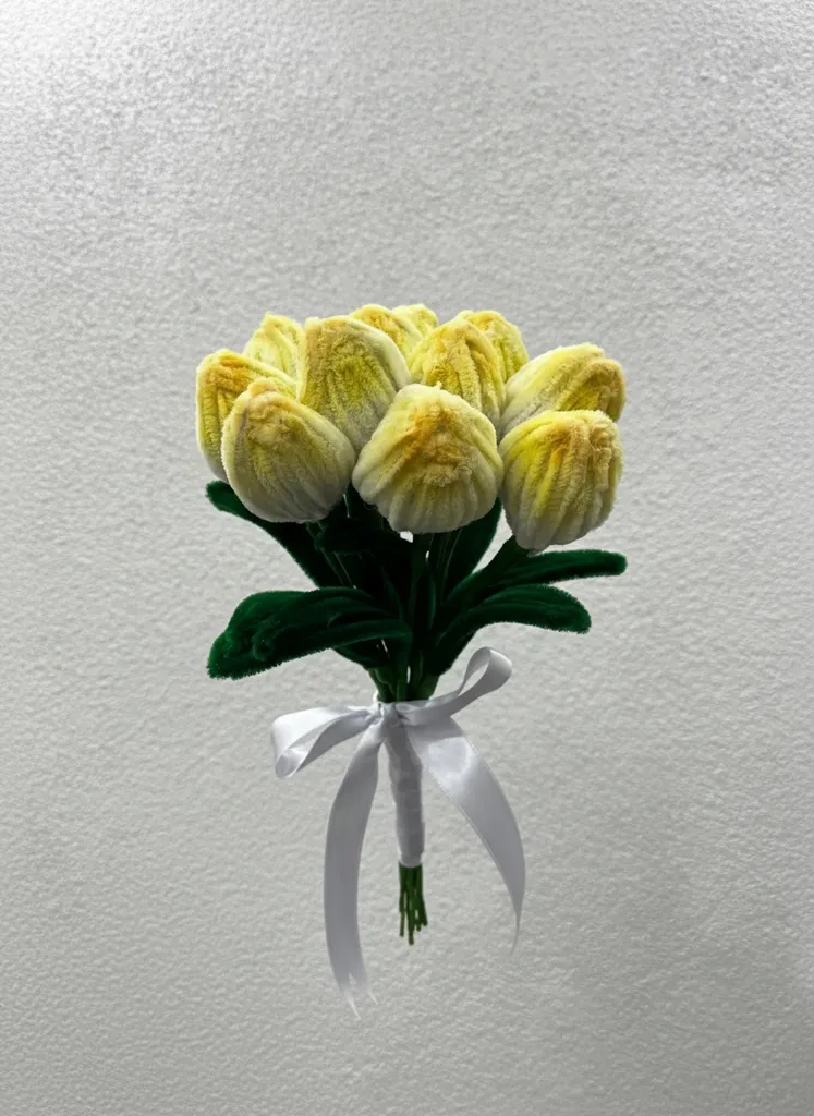 Sarı Şönil Kapalı Lale Gelin Buketi - Solmayan Düğün Çiçeği