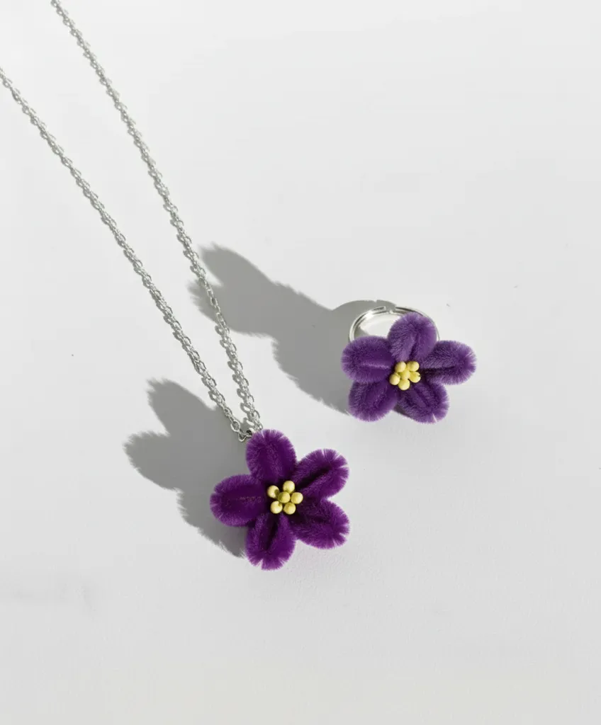 Mor Şönil İpliği Minik Papatya Kolye ve Yüzük Seti - El Emeği