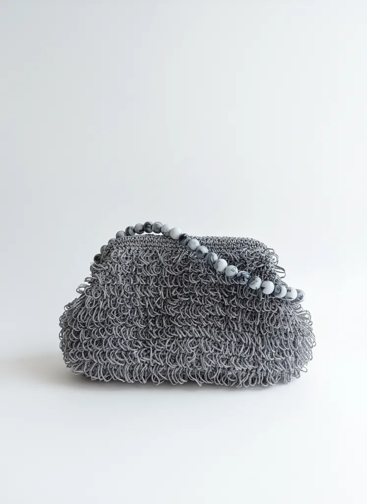 Gri Kağıt İpten Örme Omuz Çantası - Boncuklu Akrilik Saplı