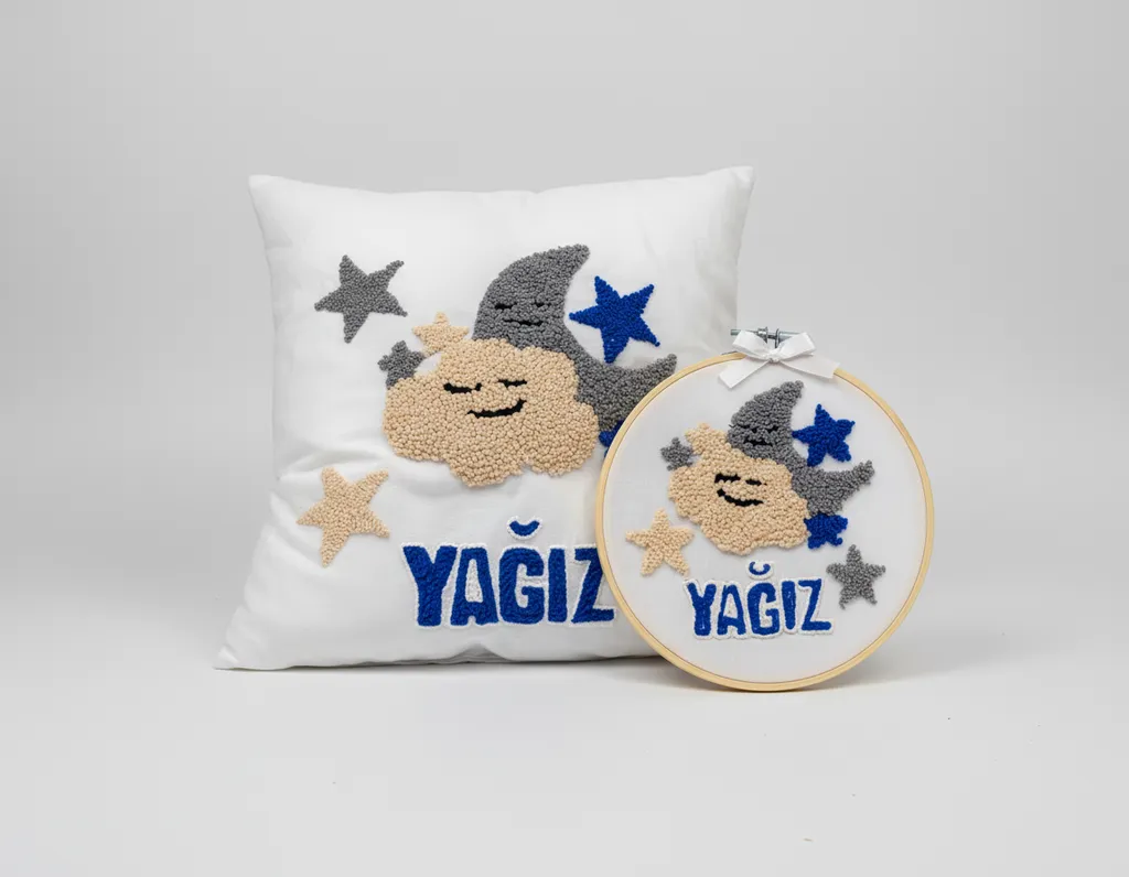 İsim Yazılı Bebek Yastığı ve Kapı Süsü Seti - Punch Nakışı El Emeği