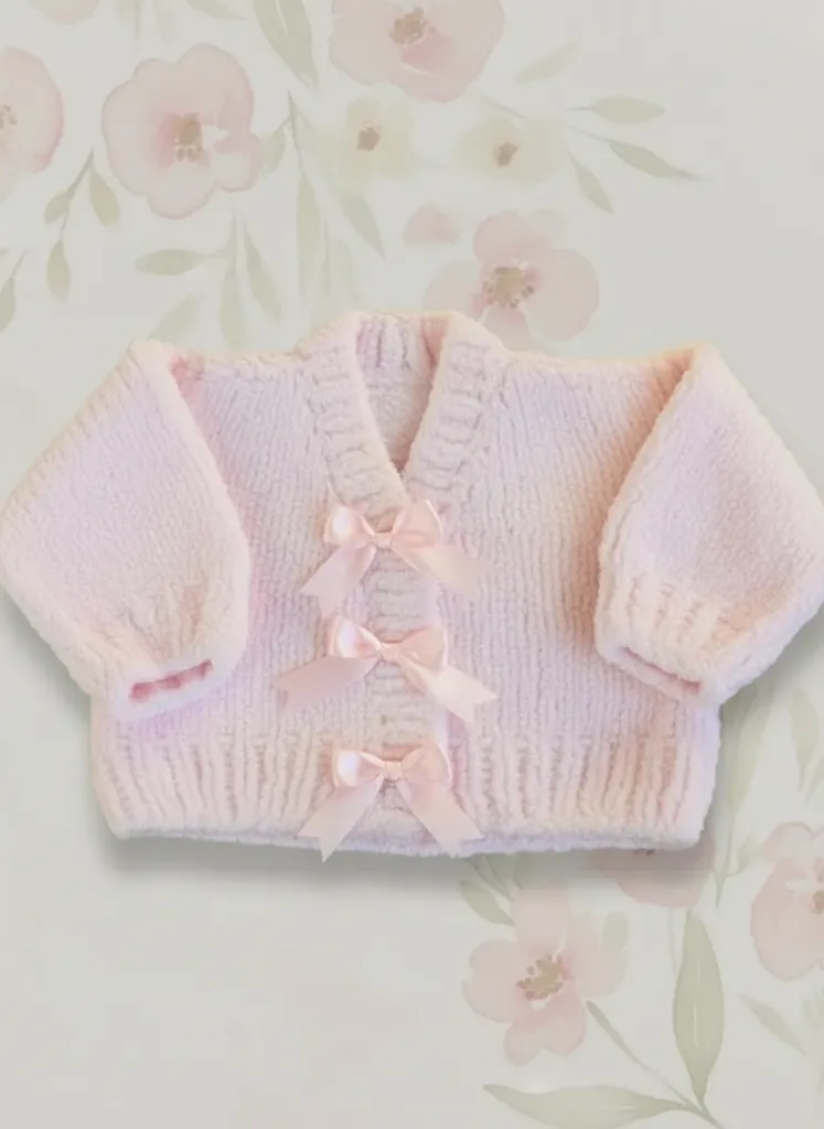 El Örgüsü Ultra Yumuşak Kurdeleli Tasarım Bebek Çocuk Hırkası  (12-24 Ay )