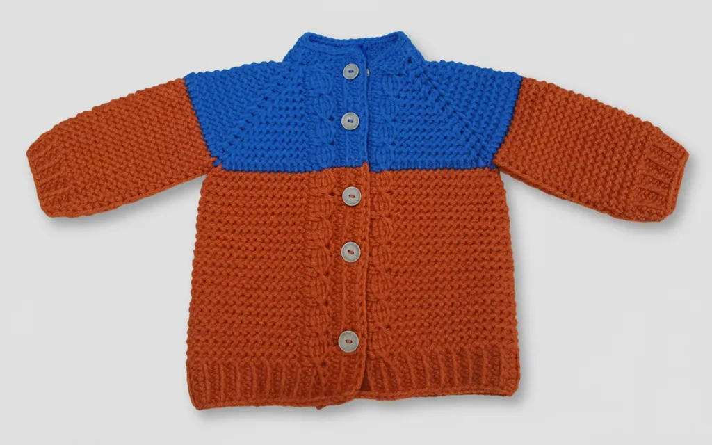 Mavi ve Turuncu Renkli Örgü Erkek Çocuk Hırkası (1-2 Yaş)
