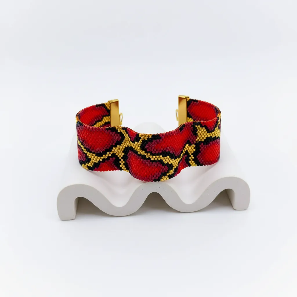 Kırmızı ve Altın Rengi Miyuki Boncuk Bileklik - Şık Tasarım
