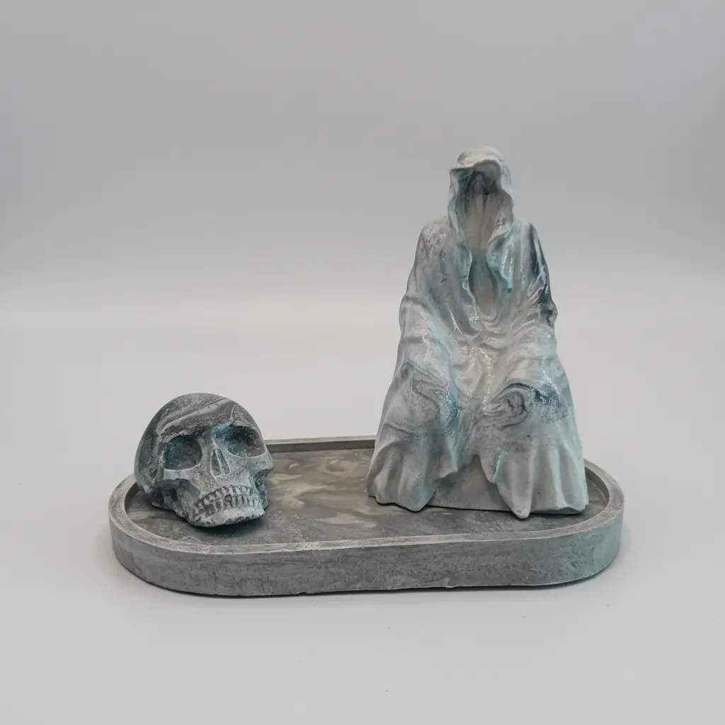 Beton Hayalet ve Kuru Kafa Figürlü Dekoratif Tabla - El Yapımı