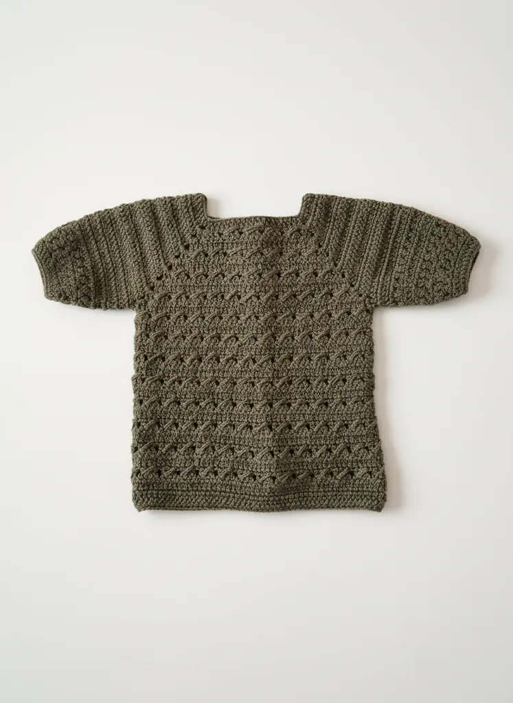 Haki Renk Tığ Örgüsü Yenidoğan Bebek Hırkası - El Emeği