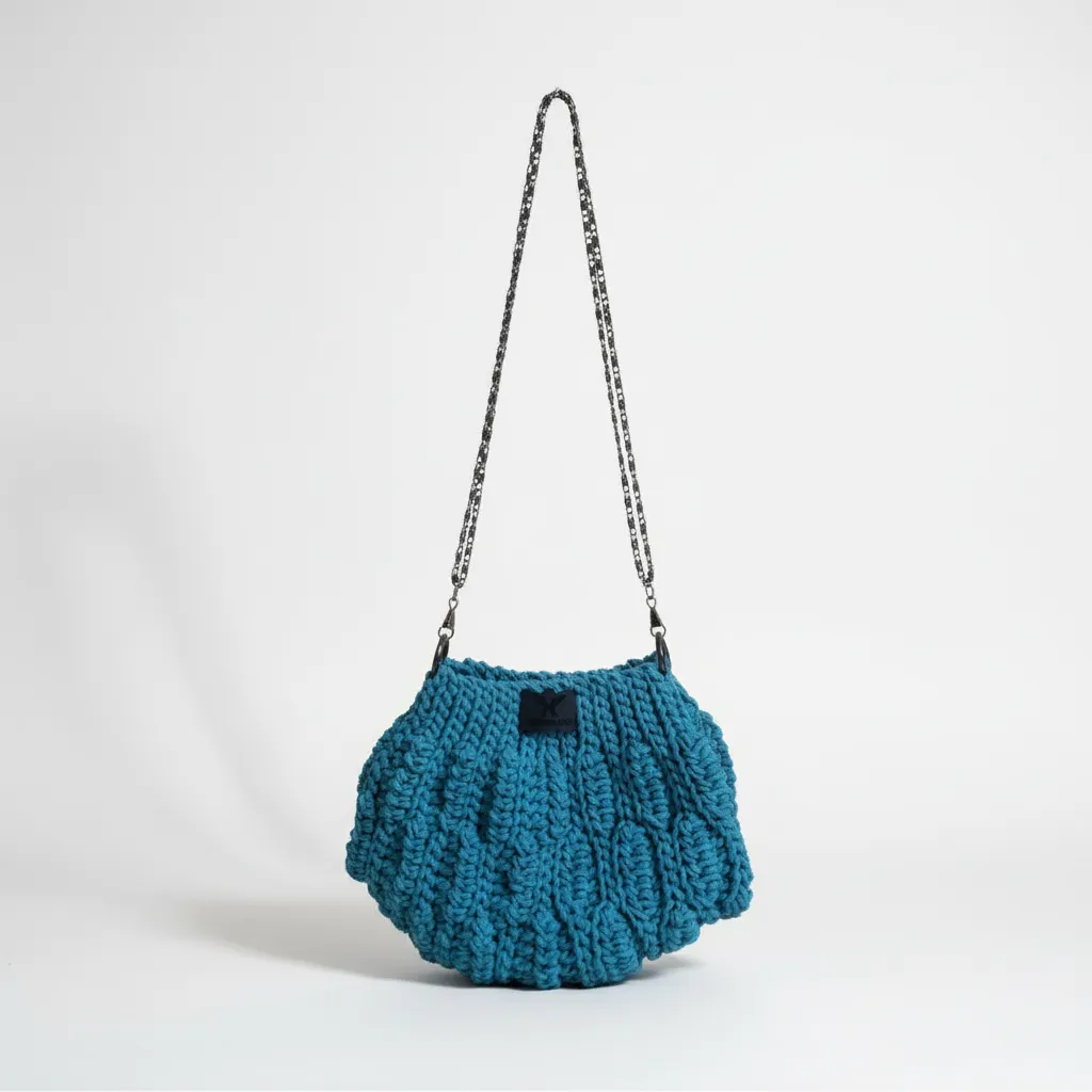 Turkuaz Örgü Omuz Çantası - Zincir Askılı, Mıknatıslı Kapama - El Emeği
