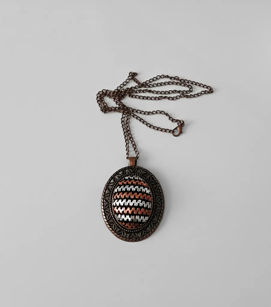 Bakır ve Gümüş Renkli Tel Kırma Yuvarlak Kolye - Bartın Sanatı