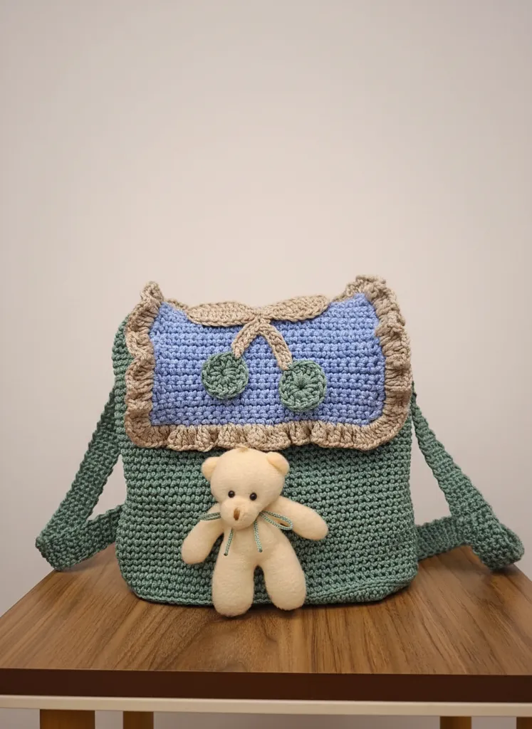 Örgü Çocuk Sırt Çantası - Mavi ve Yeşil Renkli - El Emeği