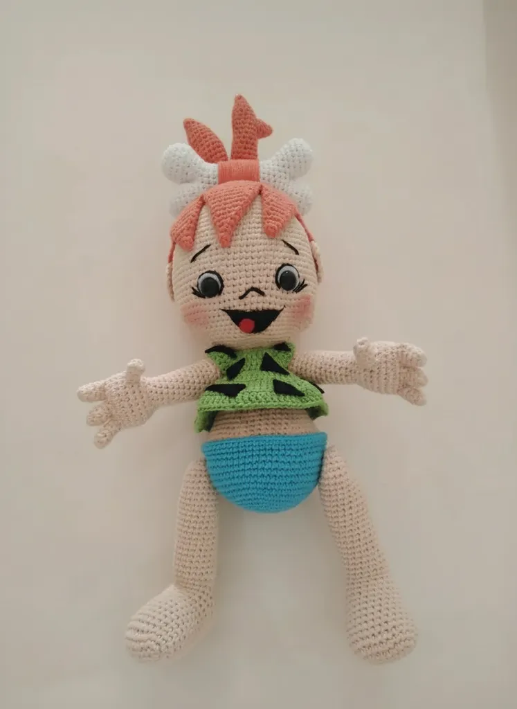 Turuncu Saçlı Bebek - El Örgüsü Oyuncak Bebek