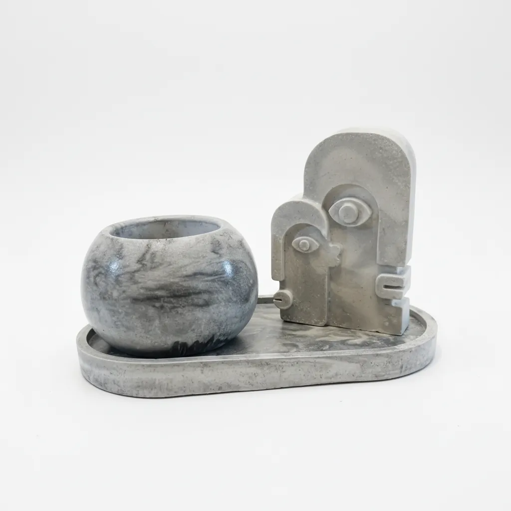 Beton Soyut Yüz Saksı ve Dekoratif Heykel Seti - Modern Tasarım