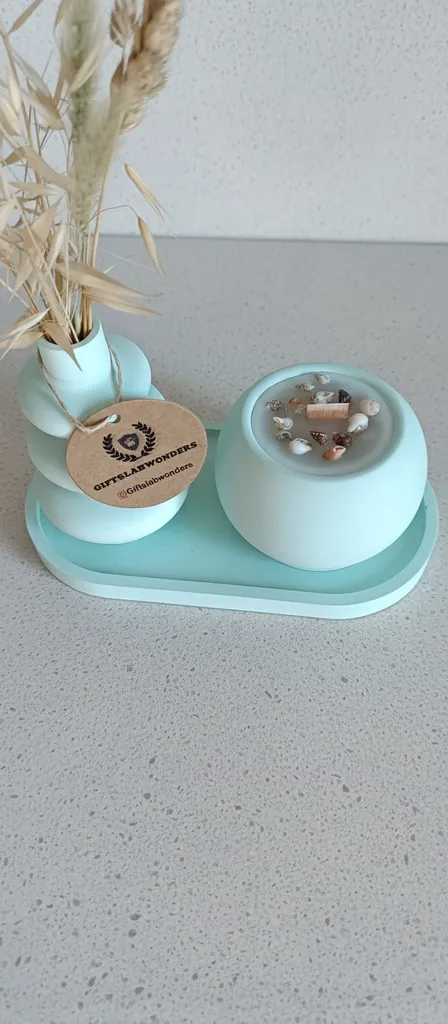 Pastel Mavi Vazo ve Deniz Kabuklu Mum Seti - GiftsLab Wonders