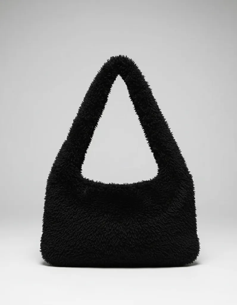 Siyah Peluş Omuz Çantası - Büyük Boy El Örgüsü Tasarım