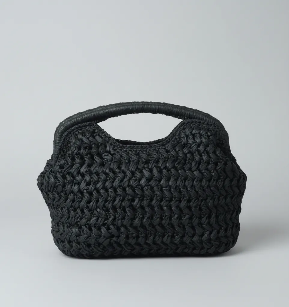 Siyah Örgü Kadın Omuz Çantası - El Örgüsü Tasarım Clutch