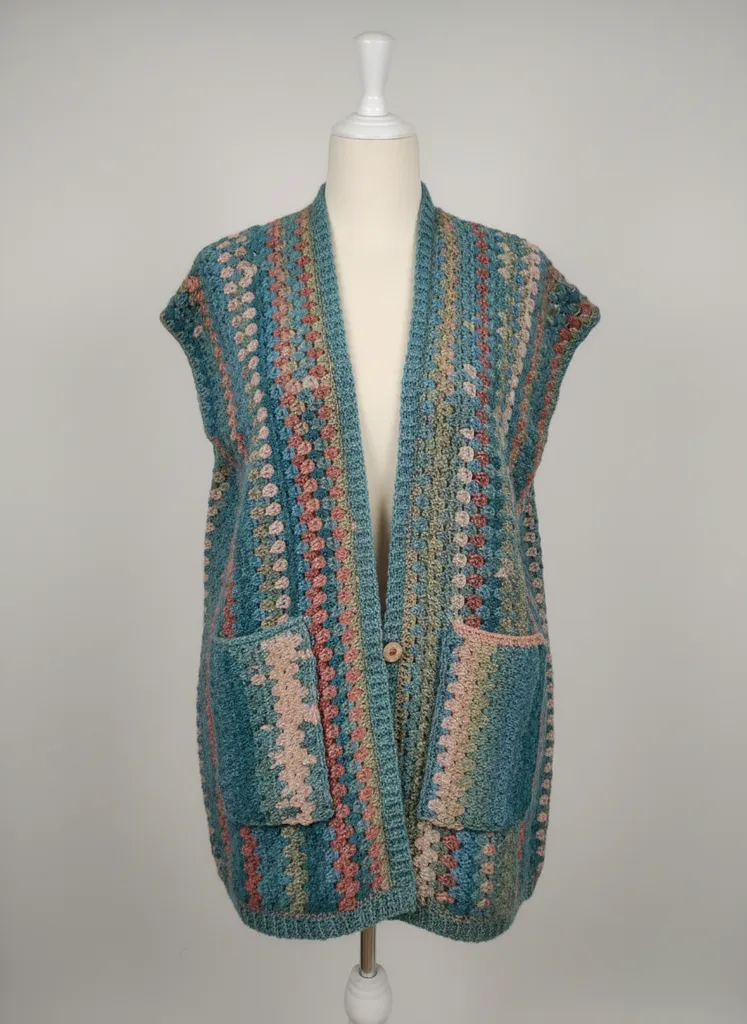 Renkli Örgü Kadın Yelek - Cepli, Oversize Model, El Emeği