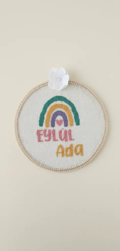 İsim Yazılı Gökkuşağı Desenli Etamin Bebek Odası Kapı Süsü