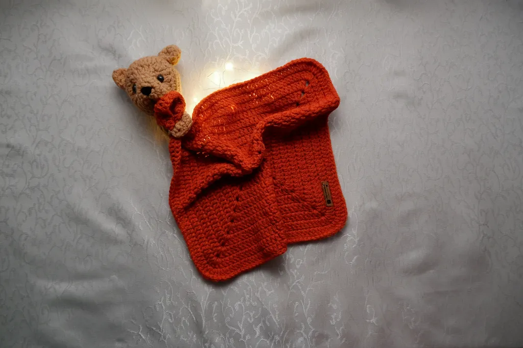 Kiremit Rengi Amigurumi Ayıcık Uyku Arkadaşım - El Emeği