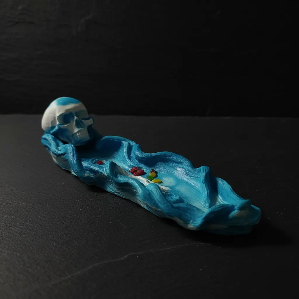 Mavi Dalgalı Beton Kurukafa Tasarımlı Kayık Toz Mumluk - El Yapımı