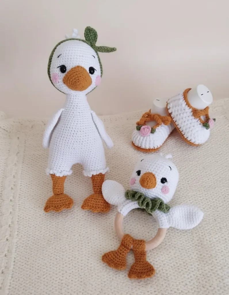 Örgü Oyuncak Ördek Amigurumi Bebek Seti - El Emeği Üçlü Hediye